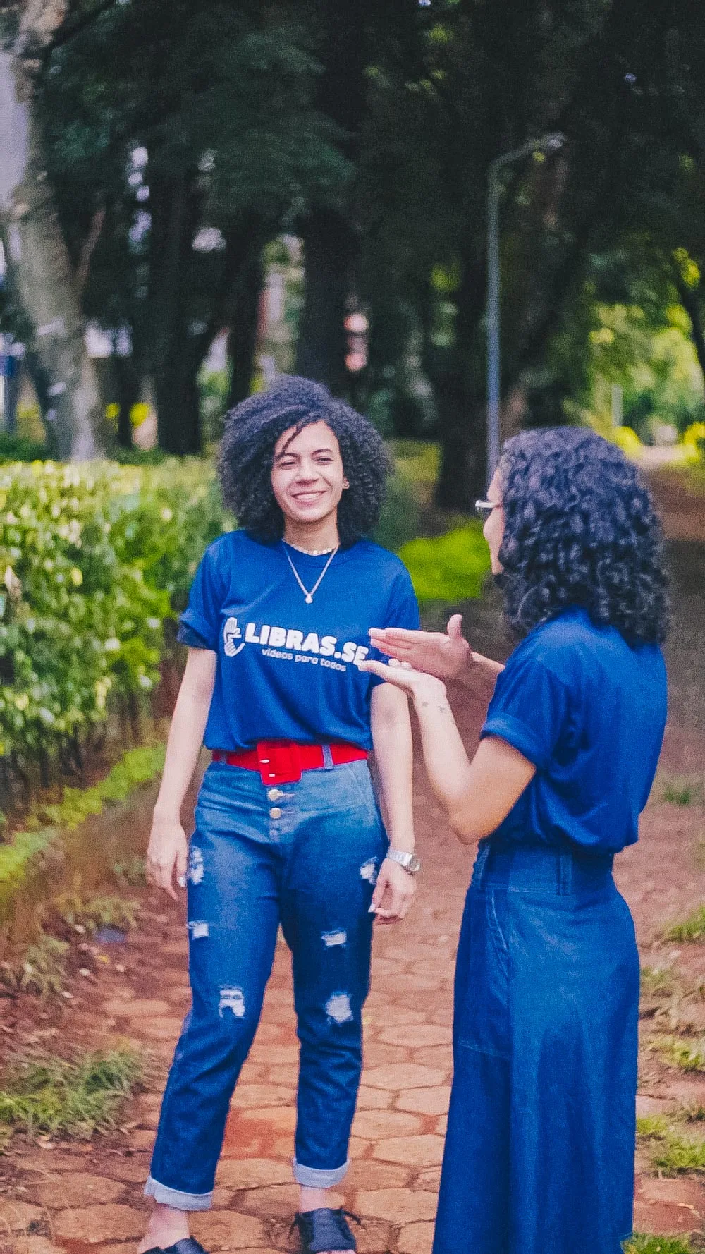 Equipe Libras.se em produção de conteúdo acessível