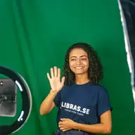 Jessika, intérprete de Libras